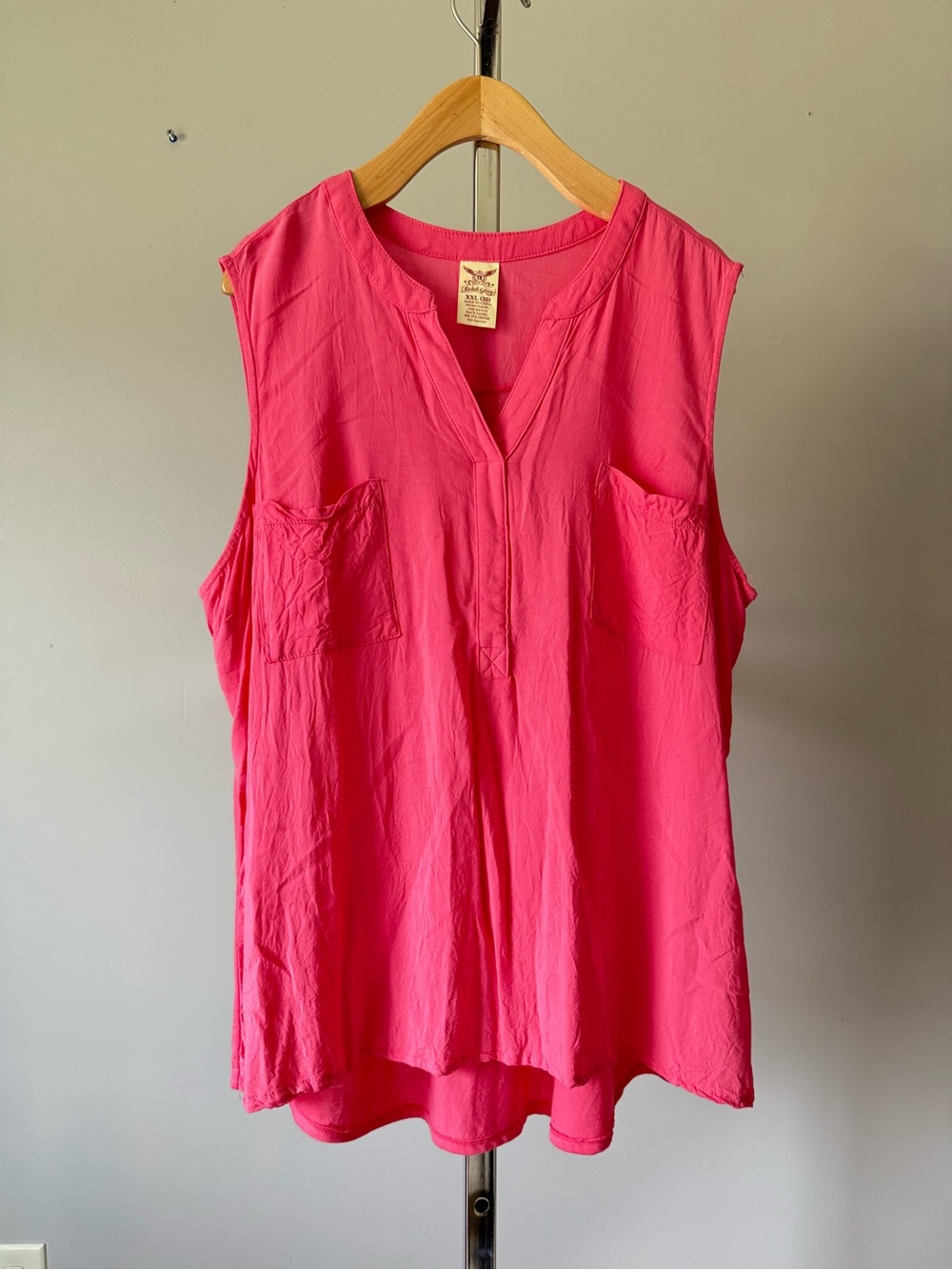 Faded Glory Sleeveless V-Neck Blouse Top Deep Coral Pink Women XXL Size 20